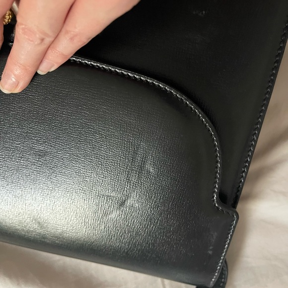 GUCCI Textured Calfskin Medium Torchon GG Ring Shoulder Bag Black - Picture 5 of 12